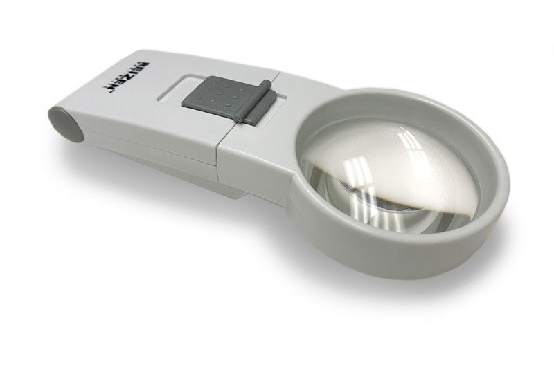 4X Hand-Held Illuminated Magnifier solution store – Miami Lighthouse for  the Blind Low Vision Shop
